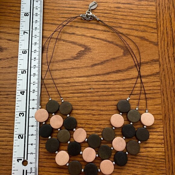 Woman"s Fashion Costume Necklace Brown Shades Circle Wardrobe Essential - Picture 3 of 3